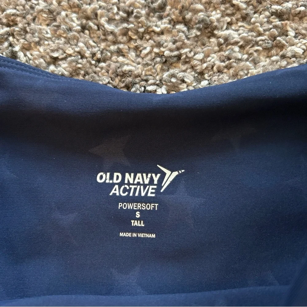 Old Navy Active Powersoft small tall blue star cropped leggings activewear
